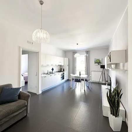 V Luxury Apartment